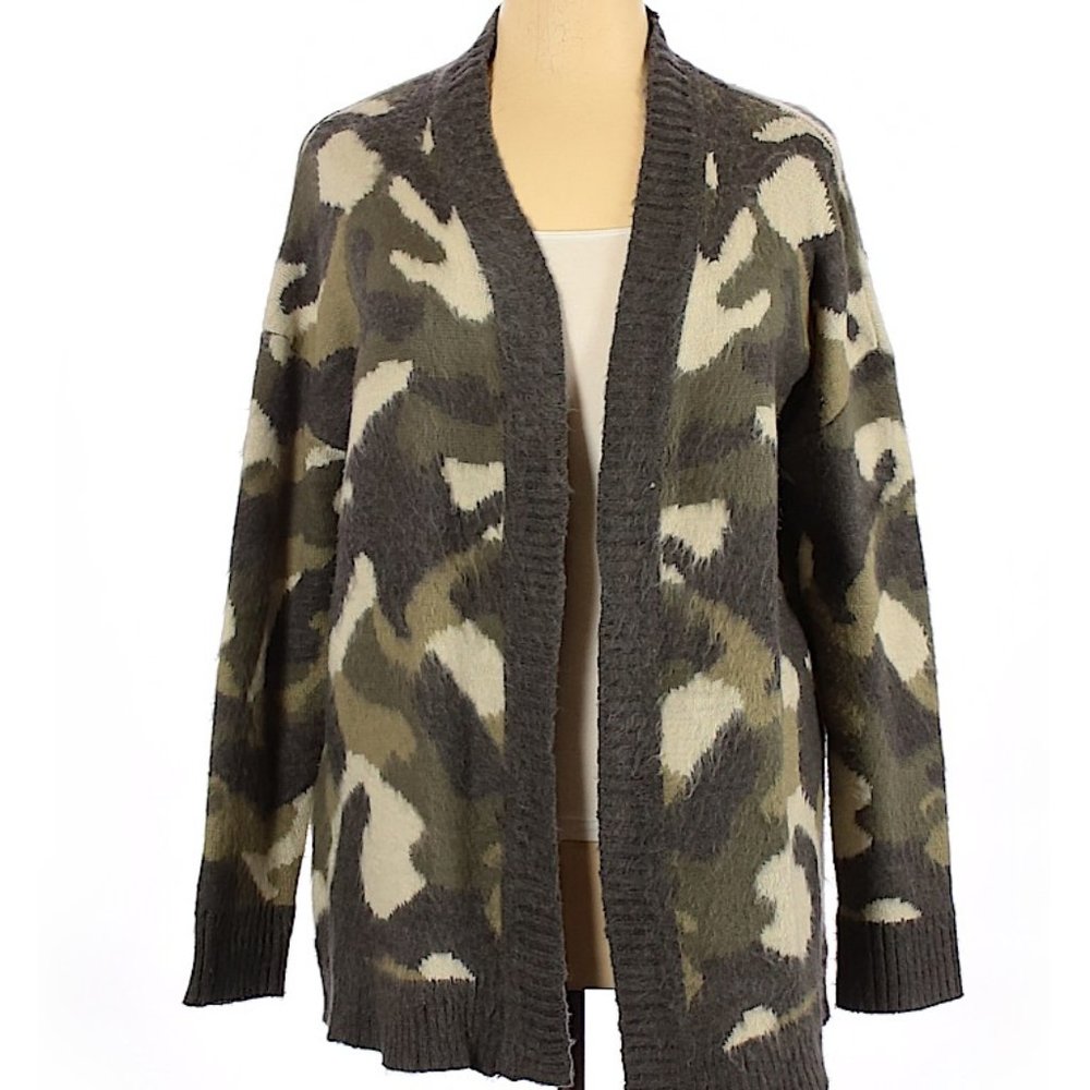 Universal Thread Camo Cardigan - Size XS